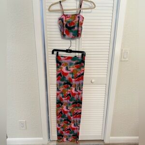 Summer fun! Boohoo tie dyed 2 piece crop top/ Maxi skirt size 6